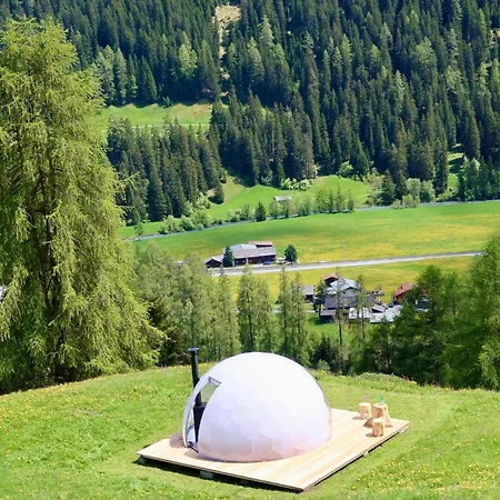 Naturedome Hof Camenisch Luxury tent
